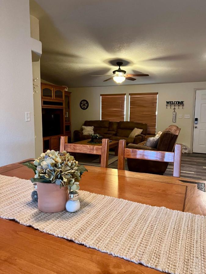 Parker Strip Pool House With Game Room! Exterior foto